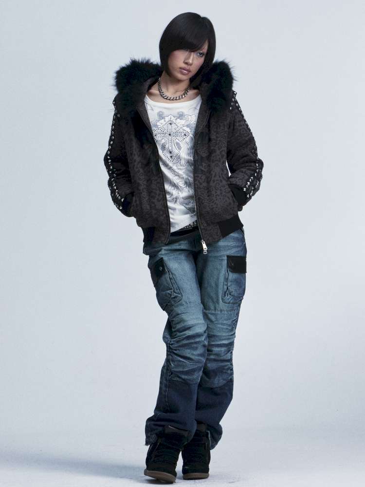 Knitted Mesh Hole Cross Rivet T-shirt【s0000014666】