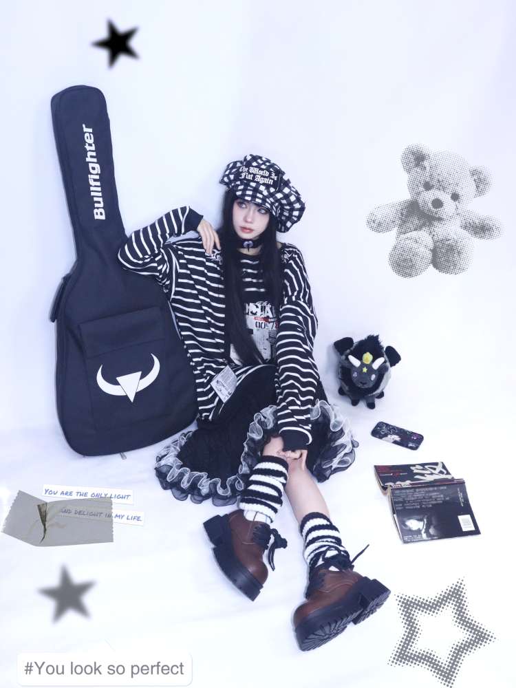 Oreo Stacked Knitted Sock Covers【s0000014621】