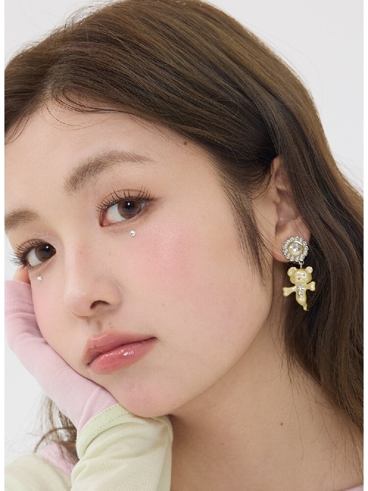 Two Color Resin Bear Ghost Earrings【s0000016190】