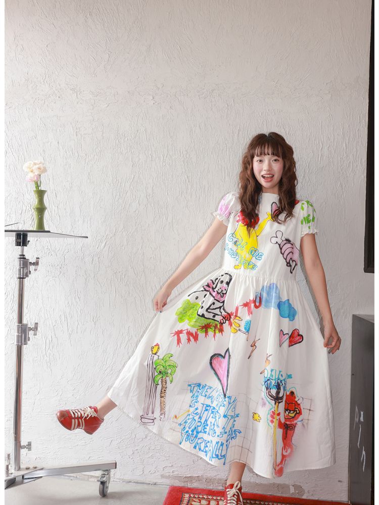 White Graffiti Printed Dress【s0000013336】