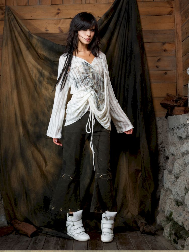 Slim-Fit Printed Long-Sleeve T-Shirt【s0000013899】