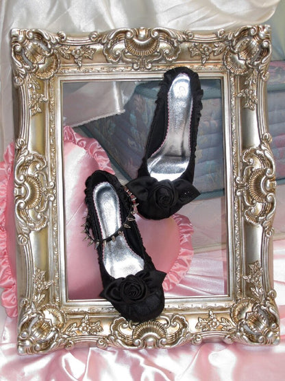 Rose Ruffled Satin Pointed Toe Pump【s0000016912】