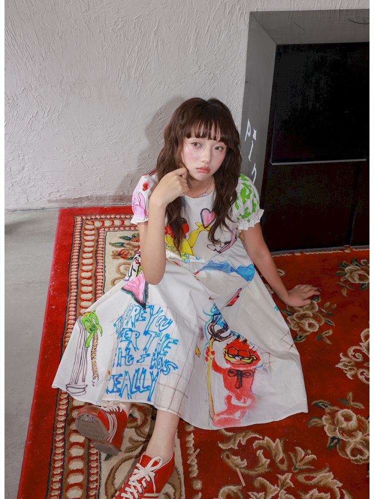 White Graffiti Printed Dress【s0000013336】