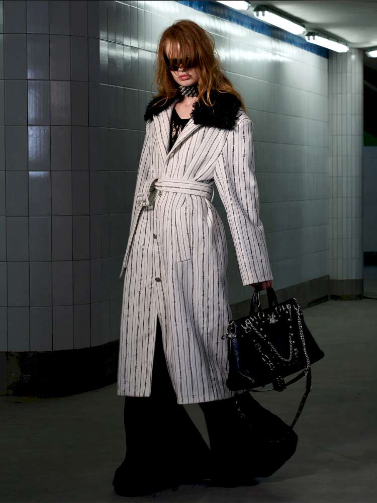 Thorn Stripe Panel Fur Collar Coat【s0000014642】