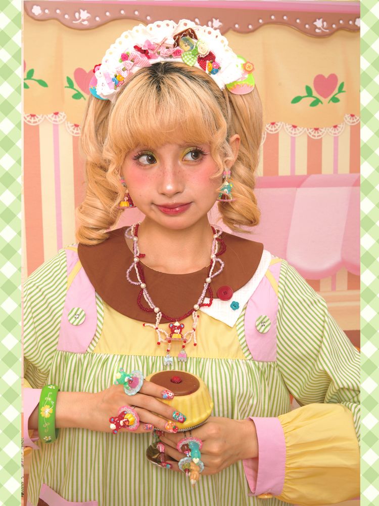 Asymmetric Neck Cute Doll Shirt【s0000013349】