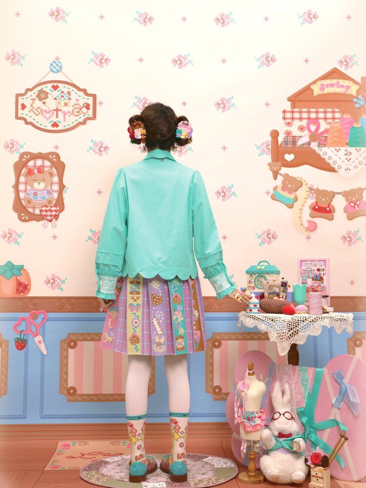 Petal Collar Embroidery Shirt In【s0000015573】