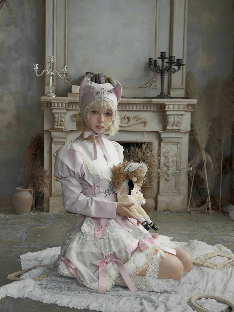 Pull-Up Hem Blouse and Tiered Skirt【s0000014433】