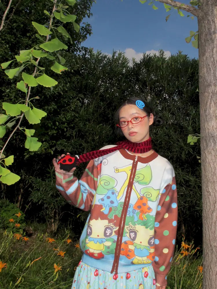 Hand-Knitted Beetle-Patterned Scarf【s0000014190】