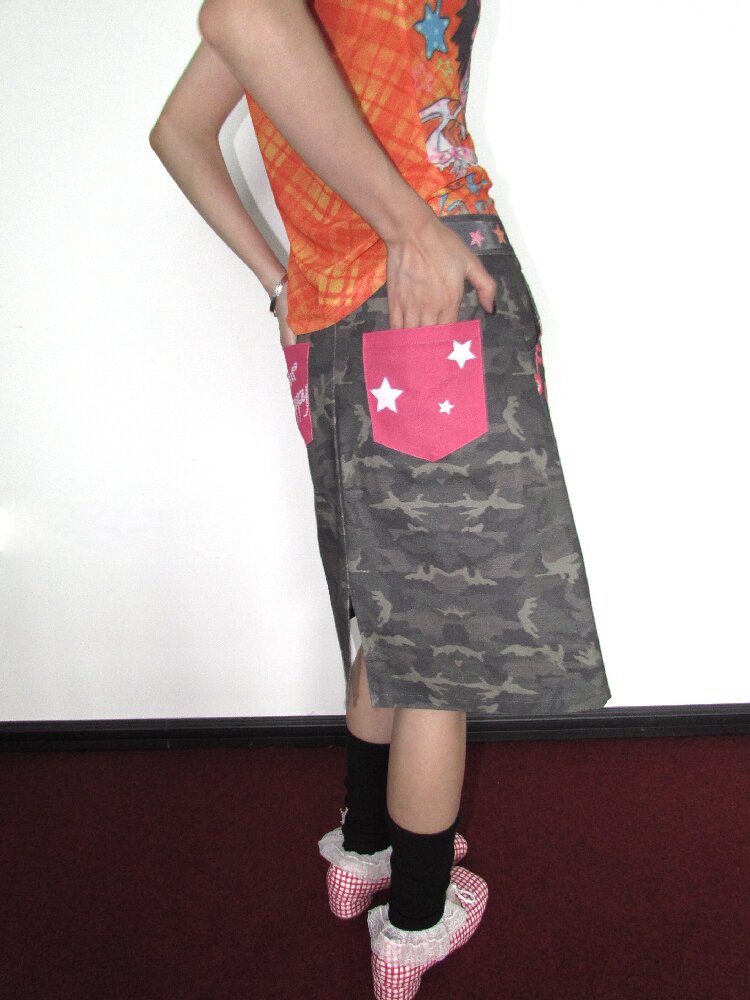 Graffiti Print Camouflage Skirt【s0000018659】