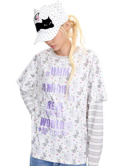 A cat's beanie hat on his head【s0000014095】