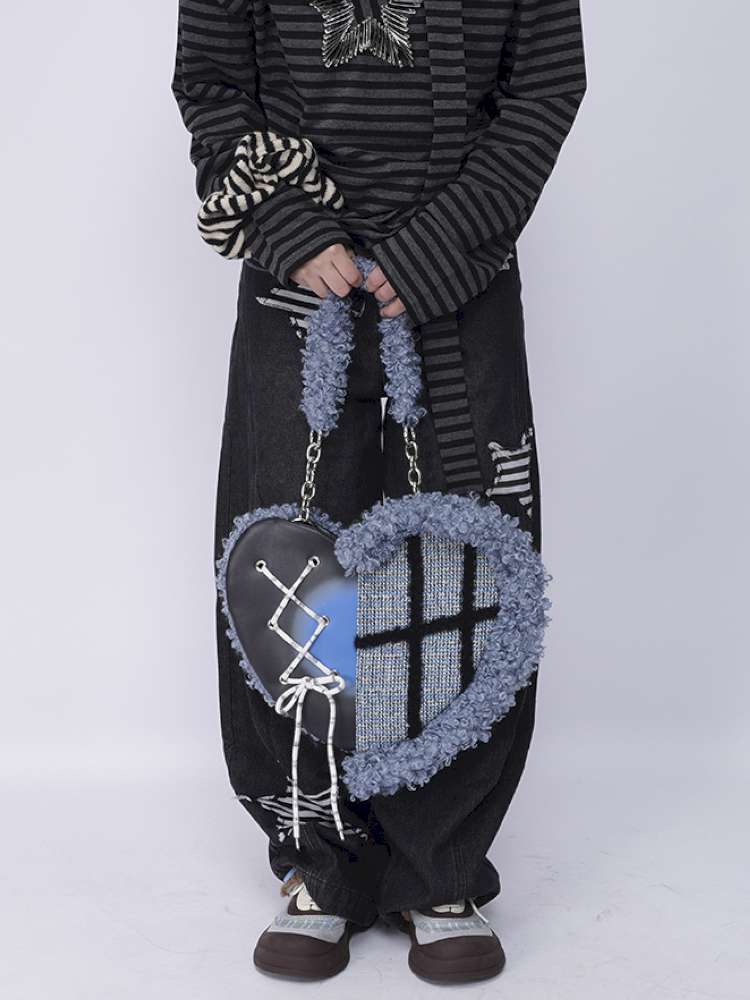 Graffiti Splicing Hairy Love Crossbody Bag【s0000014614】