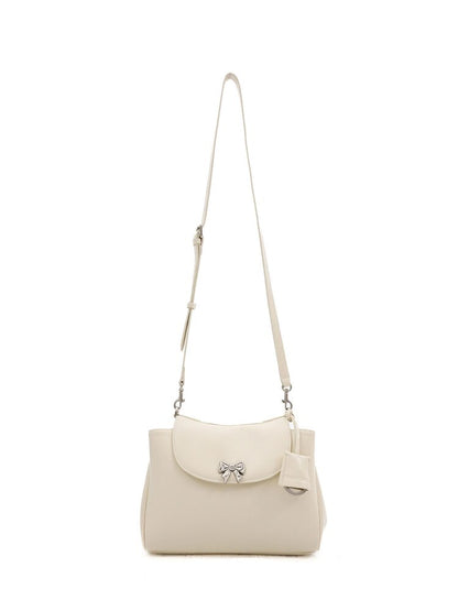 Cowhide Bow Flap Crossbody Bag【s0000016132】