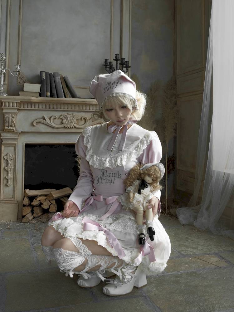 Pull-Up Hem Blouse and Tiered Skirt【s0000014433】