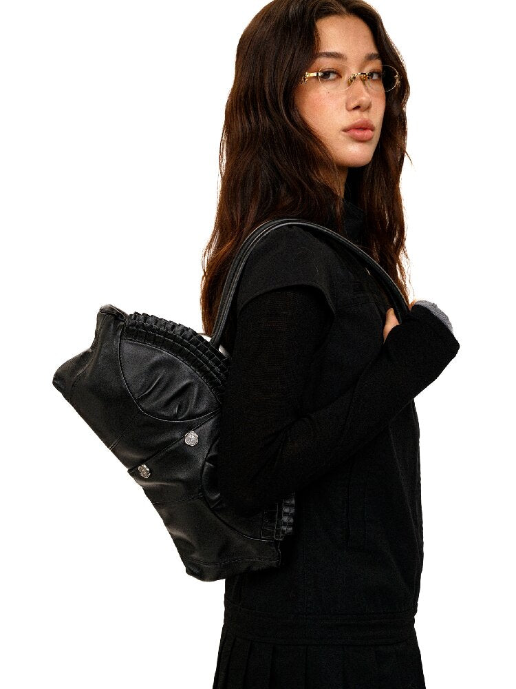 Lambskin Kiss Lock Shoulder Bag【s0000017911】