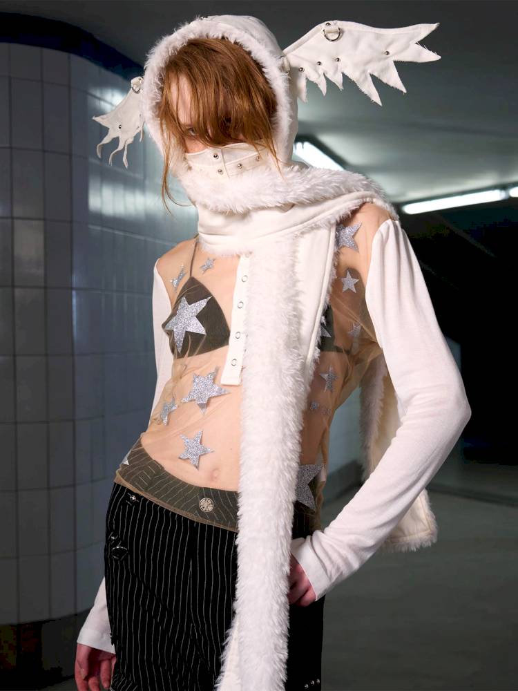 Angel Wings Face-Covering Hooded Scarf【s0000014417】