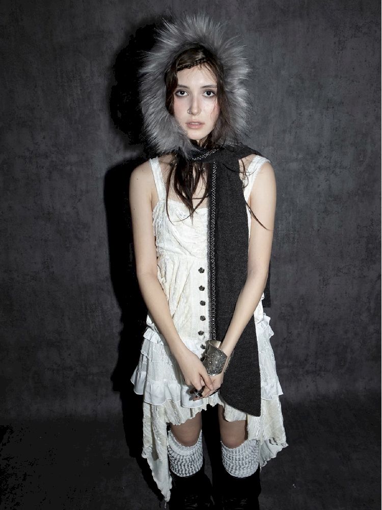 Woolly Witch Barak Rafa Scarf【s0000011267】