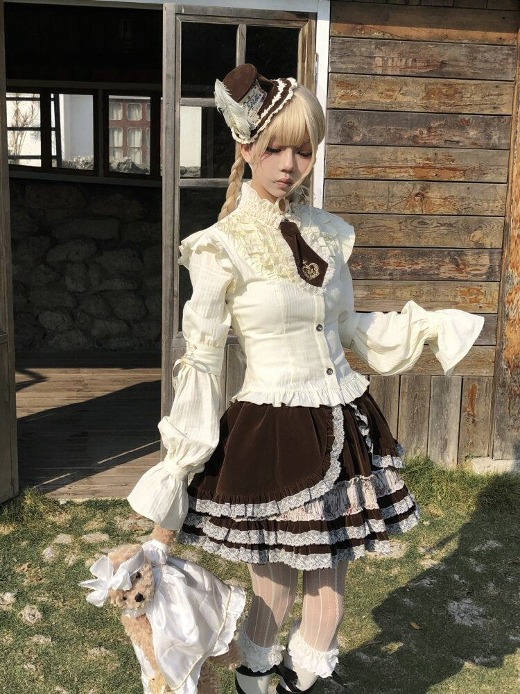 Lotus Sleeve Lace Beige Crop Top【s0000015614】