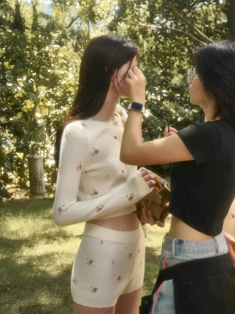 Floral Print “Mix & Match” Sweet Floral Knit Top【s0000014324】