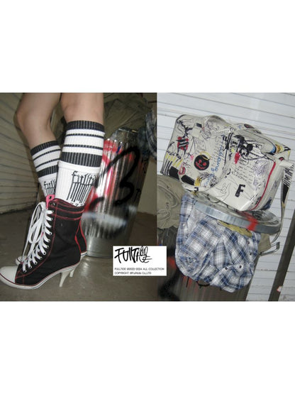 Graffiti art do old recycled material shoulder bag【s0000009564】