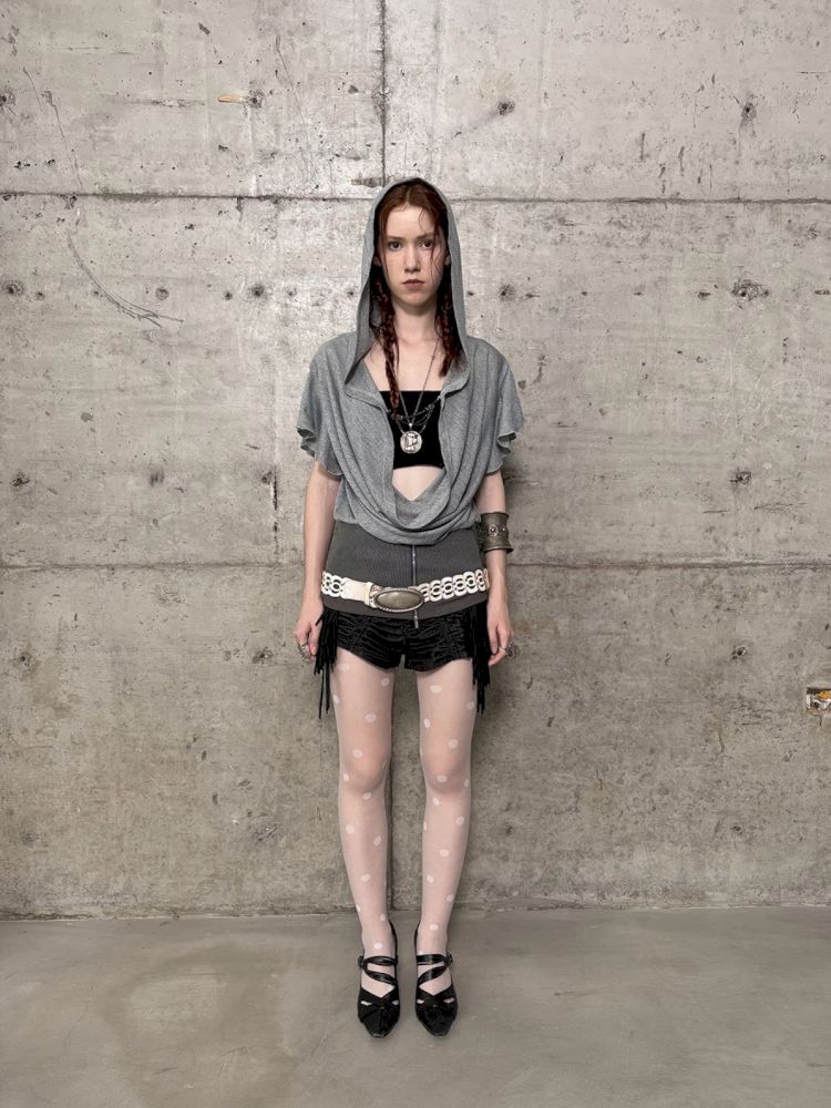 Micro-Stretch Fabric Low-Waist Shorts【s0000012704】