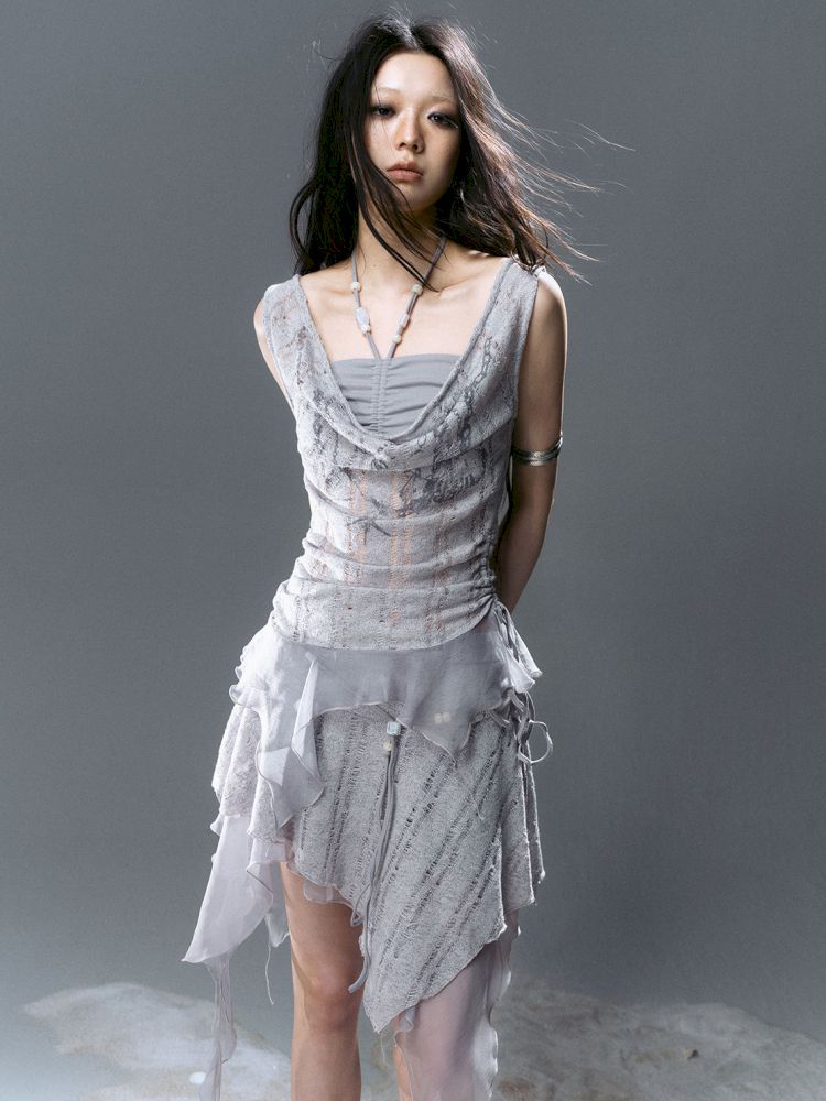 Hollow Swing Neck Sleeveless Blouse【s0000012644】