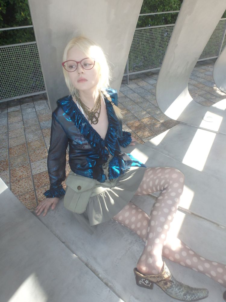 Oddly shaped short skirt【s0000013179】