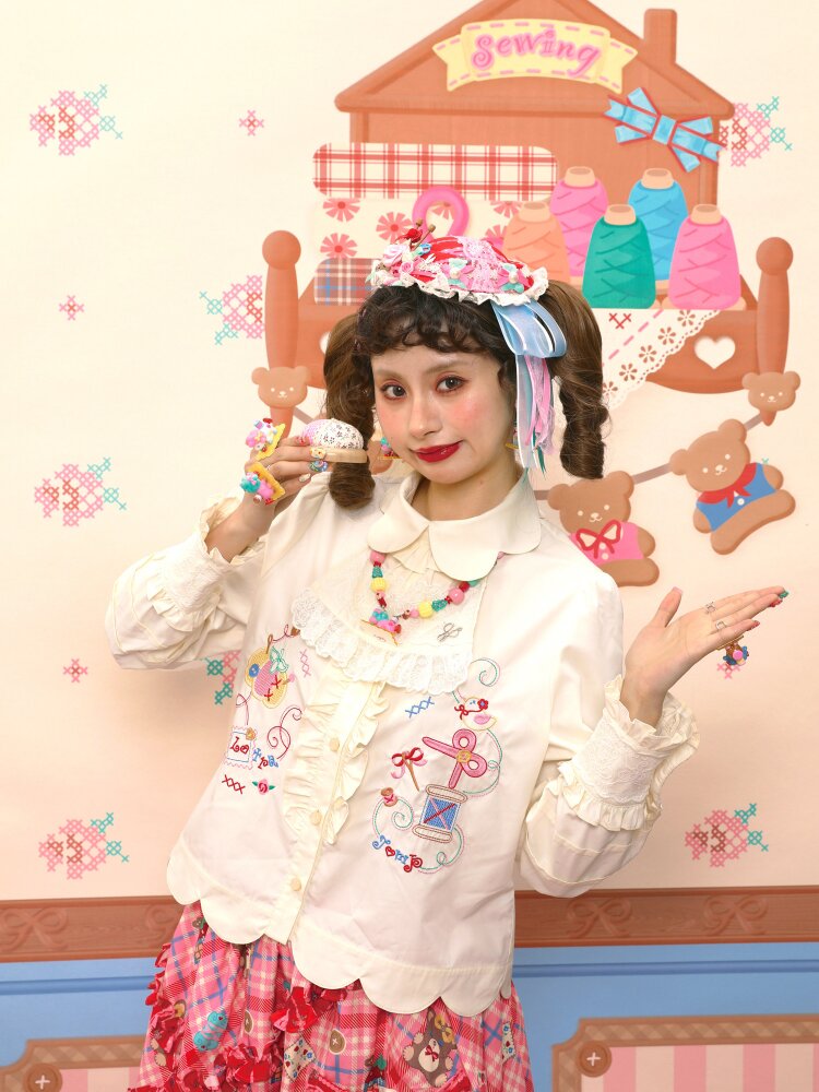 Petal Collar Embroidery Shirt In【s0000015573】