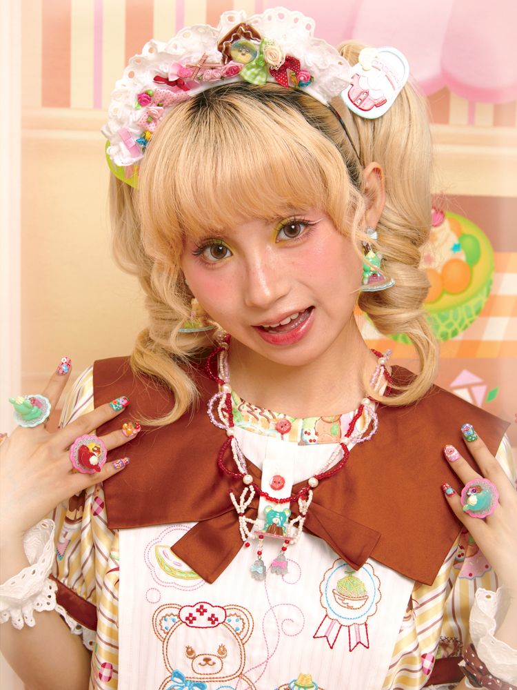 Pudding Bear Resin Beaded Creamy Necklace【s0000013355】