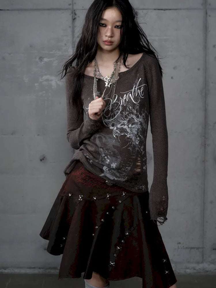 Slim-Fit V-Neck Long-Sleeve Knit Top【s0000013947】