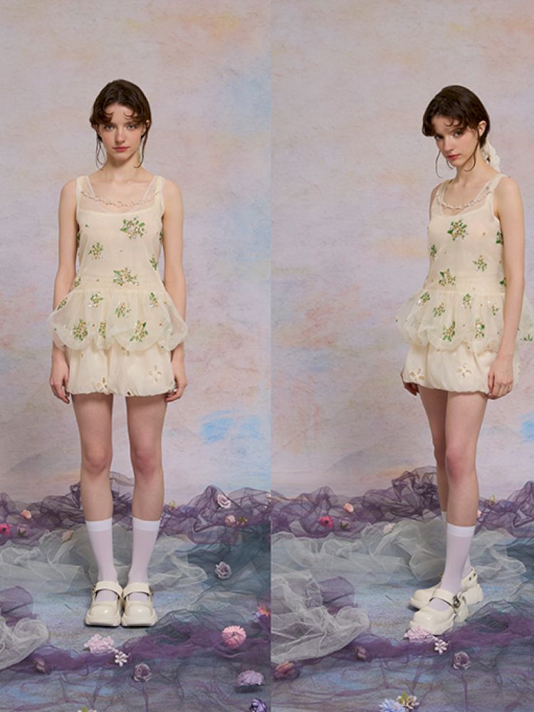 Retro embroidery mesh cloud undershirt【s0000013596】