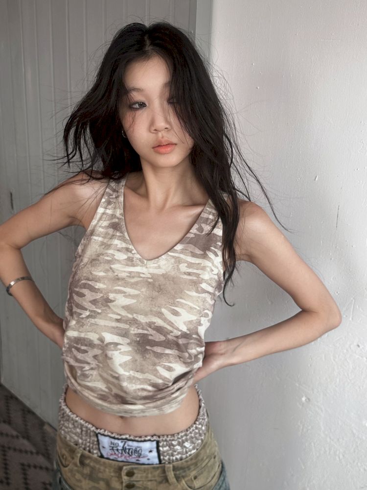 V-Neck Sports Camouflage Embroidered Vest T-Shirt【s0000008501】