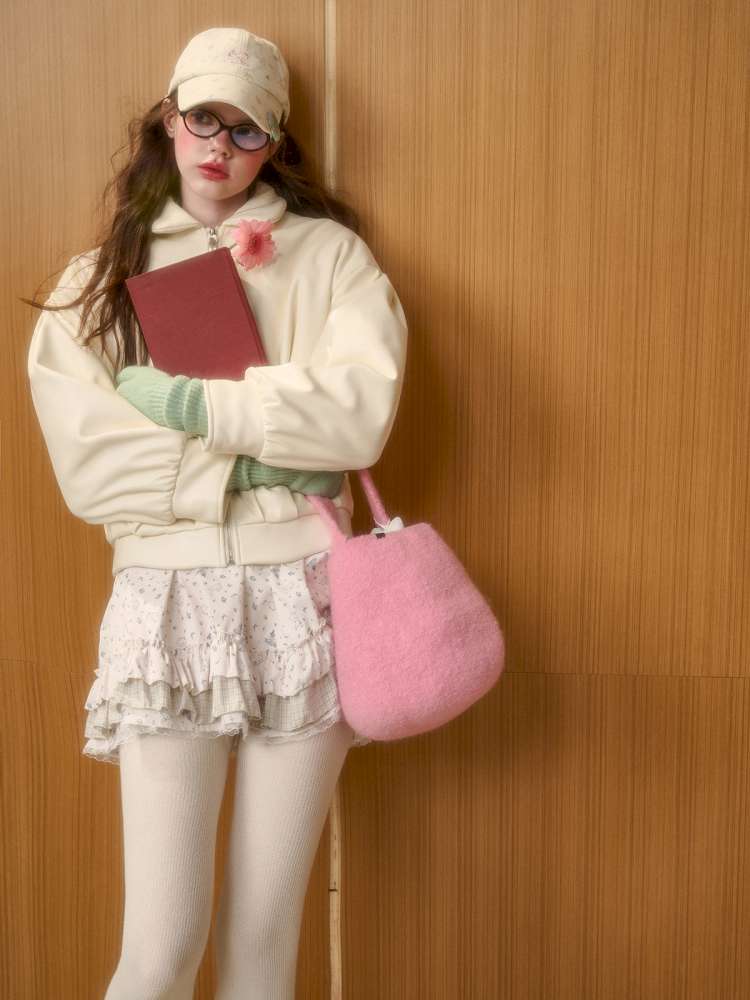 Cream Leather Doll Collar Leather Jacket【s0000014885】