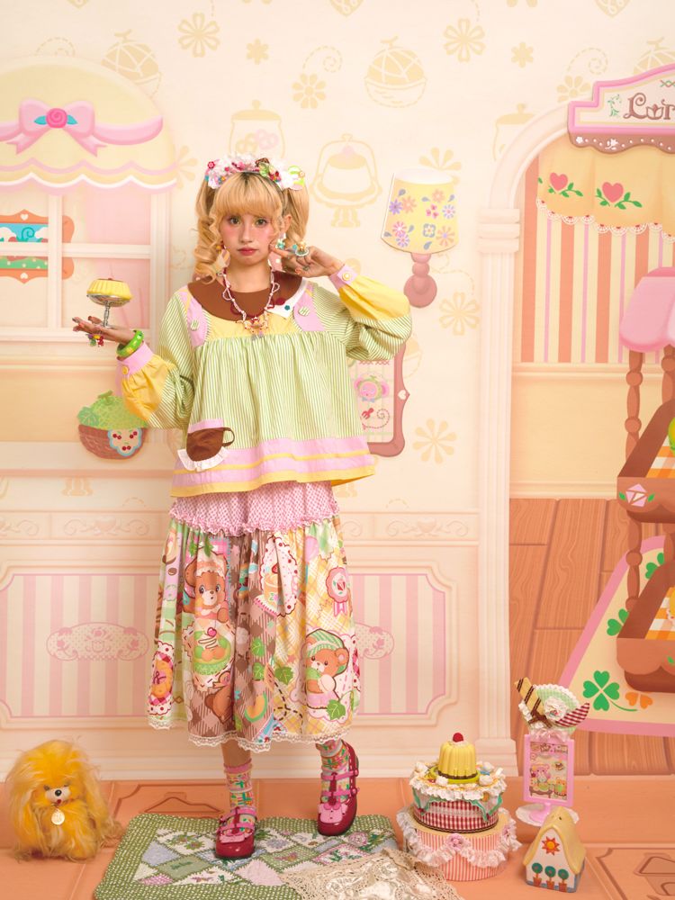 Asymmetric Neck Cute Doll Shirt【s0000013349】