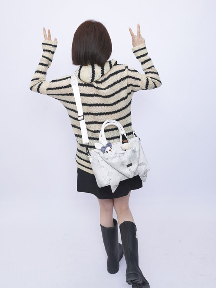 Wild Setting Rabbit Rabbit Tote Bag【s0000013259】