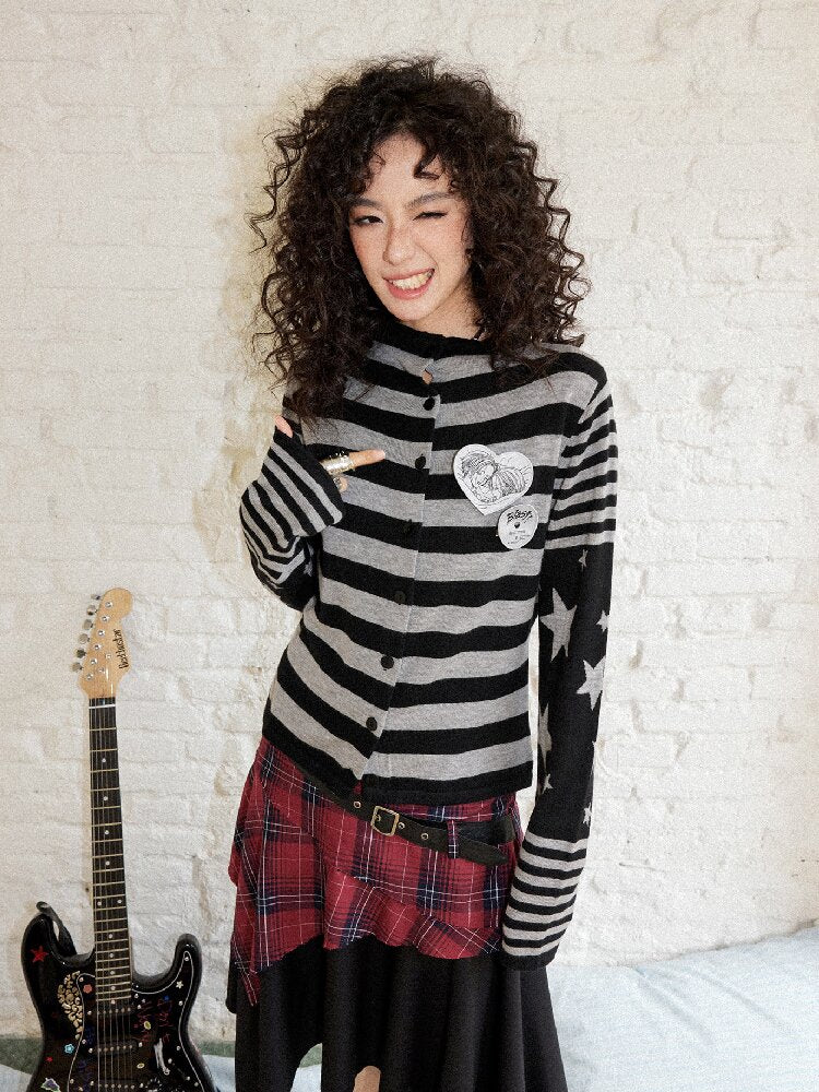 Classic Cut Star Knit Cardigan【s0000017900】