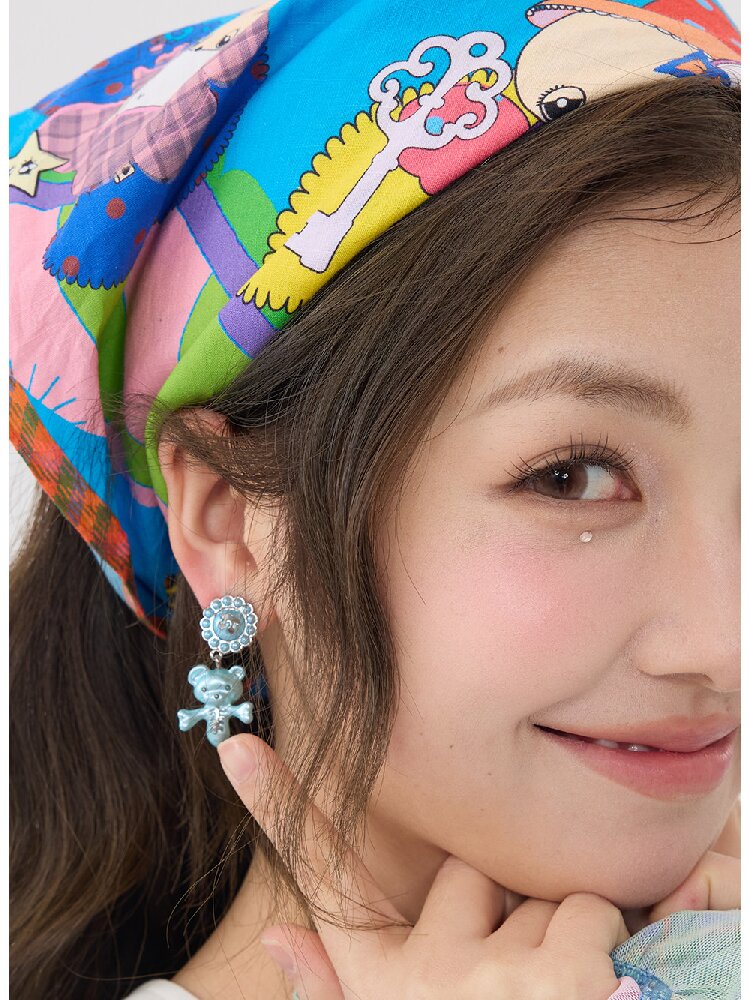 Two Color Resin Bear Ghost Earrings【s0000016190】
