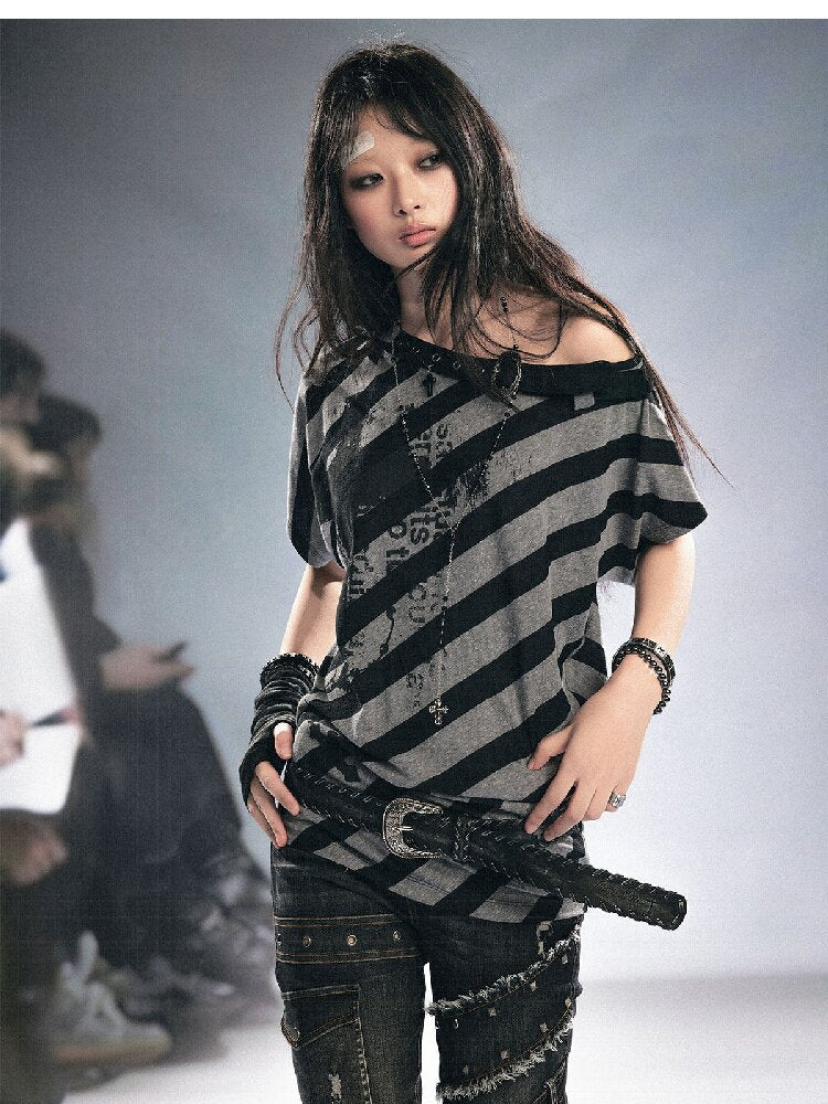 Bat Striped Graffiti Loose T-Shirt【s0000016215】