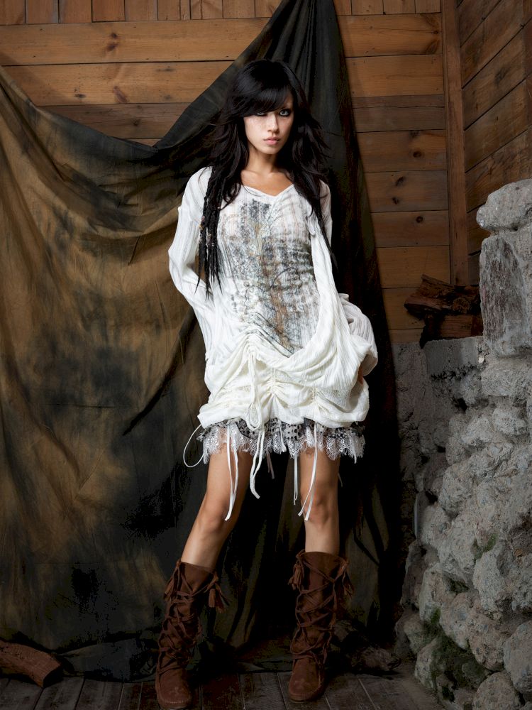 Slim-Fit Printed Long-Sleeve T-Shirt【s0000013899】