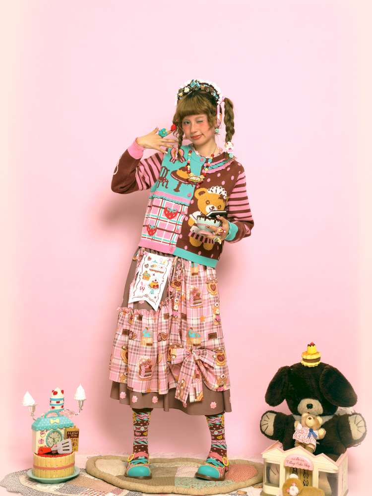 Embroidered Patch Design Bow Elastic Waist Skirt【s0000014515】