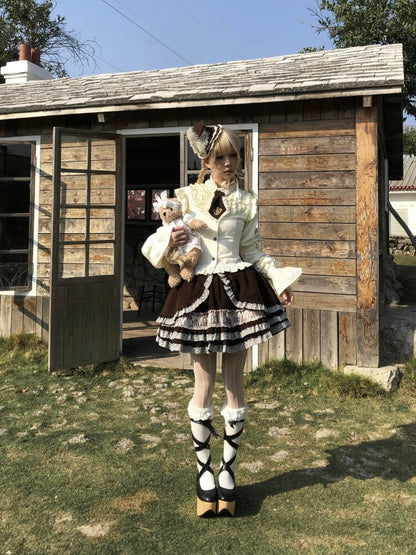 Lotus Sleeve Lace Beige Crop Top【s0000015614】