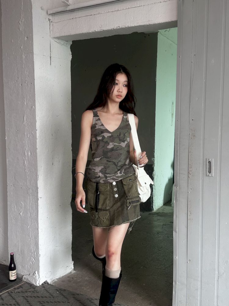 V-Neck Sports Camouflage Embroidered Vest T-Shirt【s0000008501】