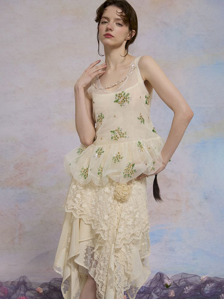 Retro embroidery mesh cloud undershirt【s0000013596】