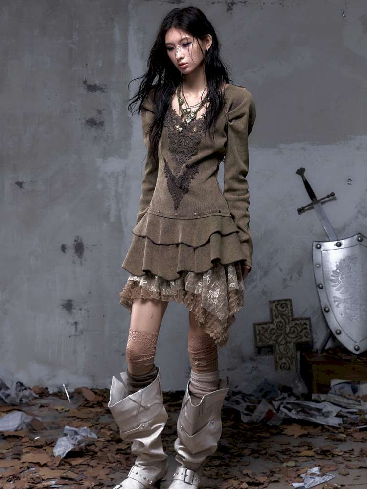 Palace Pure Desire Deep V-Neck Dress【s0000014657】