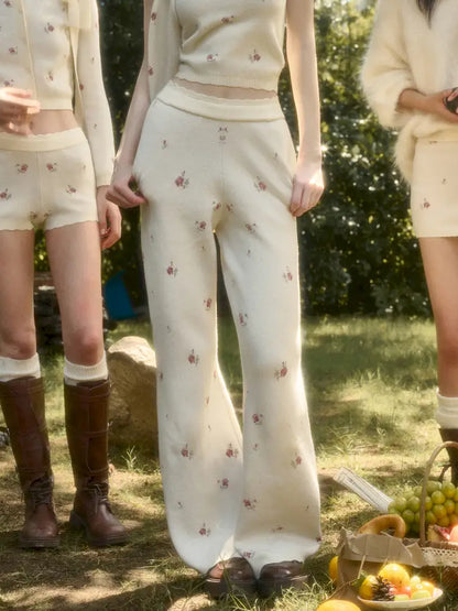 Floral Print “Mix & Match” Sweet Floral Knit Top【s0000014324】