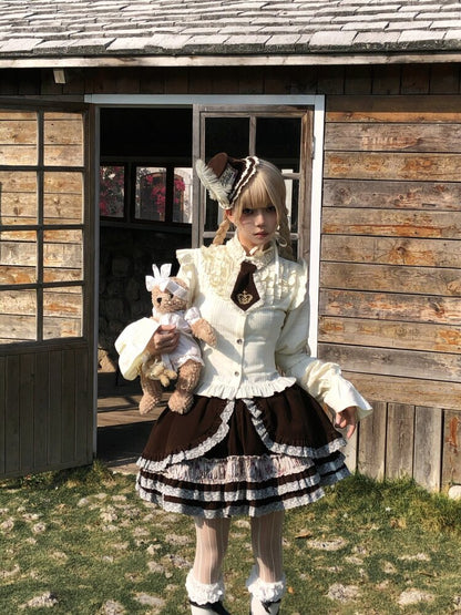 Lotus Sleeve Lace Beige Crop Top【s0000015614】