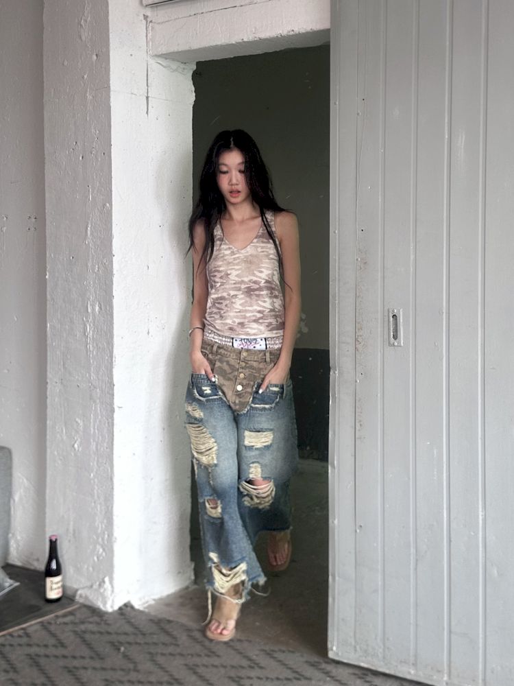 V-Neck Sports Camouflage Embroidered Vest T-Shirt【s0000008501】