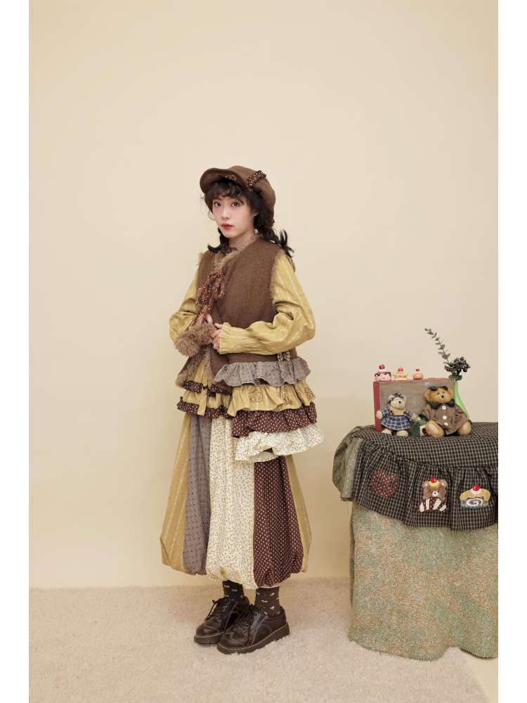 Vintage Girly Lace Bear Turmeric Shirt【s0000014839】