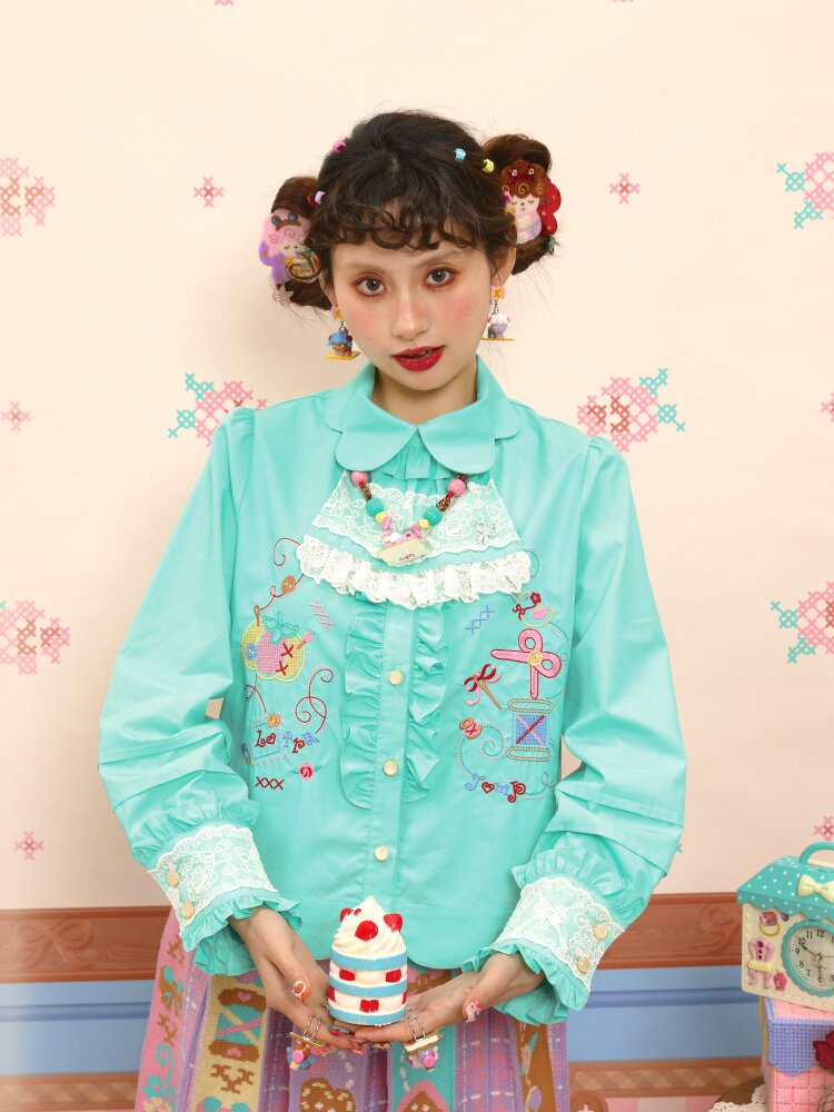 Petal Collar Embroidery Shirt In【s0000015573】