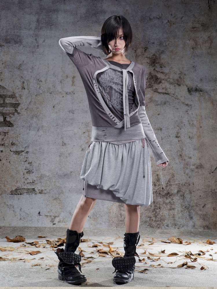 High-Stretch Printed Rhinestone Knit Top【s0000014490】