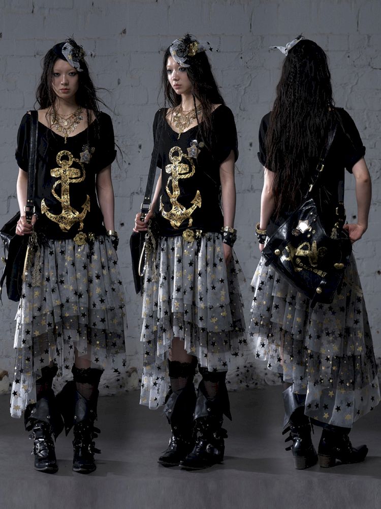 Large neckline loose-fitting T-shirt【s0000012799】